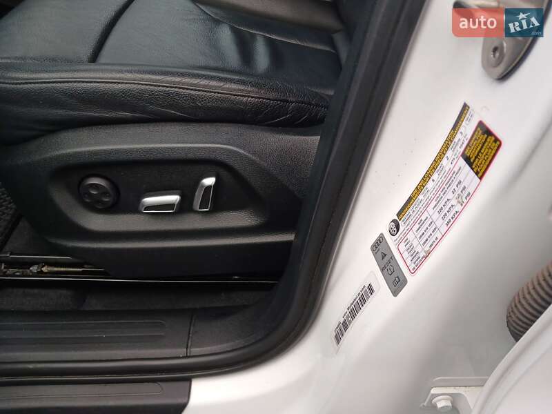 Внедорожник / Кроссовер Audi Q5 2014 в Киеве