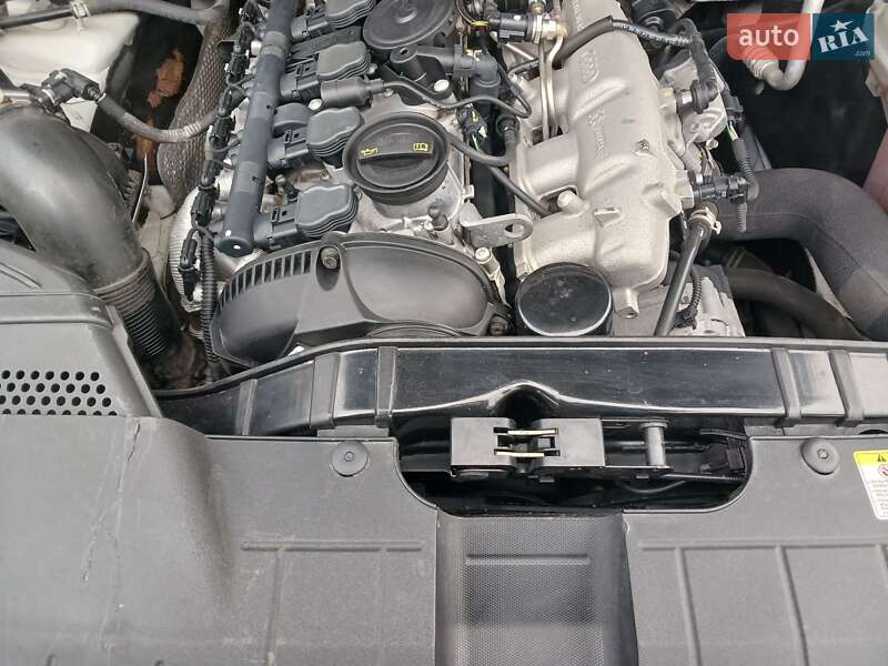 Внедорожник / Кроссовер Audi Q5 2014 в Киеве