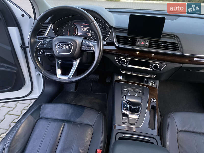 Внедорожник / Кроссовер Audi Q5 2019 в Луцке