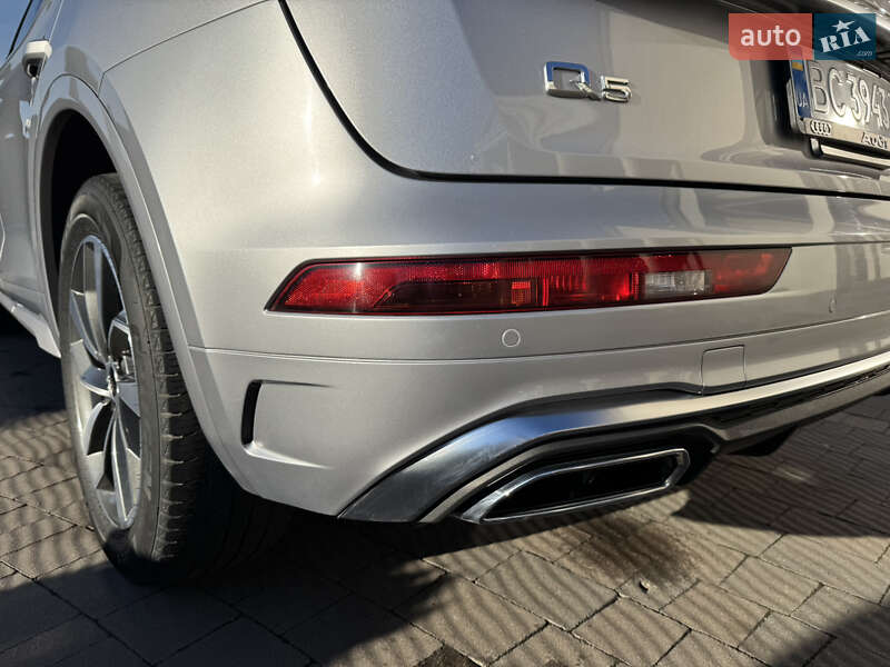 Внедорожник / Кроссовер Audi Q5 2022 в Львове