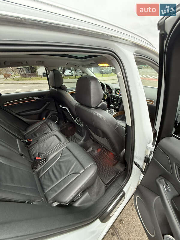 Внедорожник / Кроссовер Audi Q5 2016 в Киеве