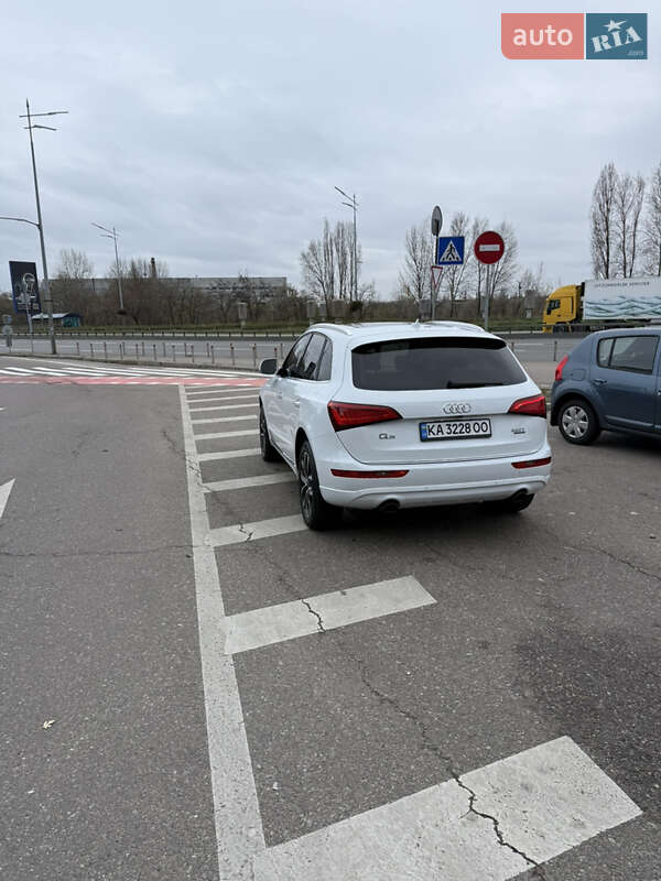 Внедорожник / Кроссовер Audi Q5 2016 в Киеве