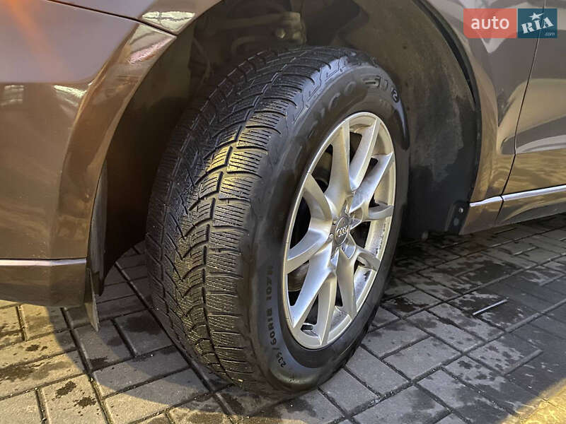 Внедорожник / Кроссовер Audi Q5 2012 в Черкассах