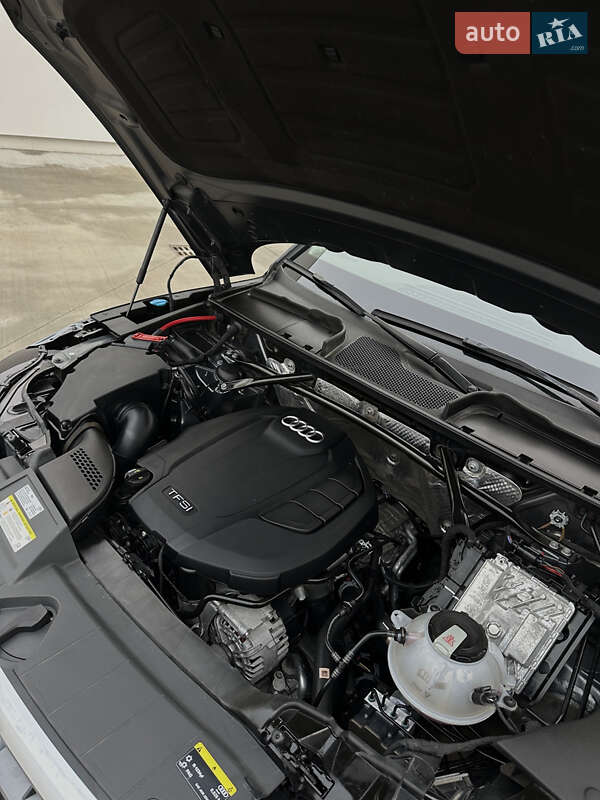 Внедорожник / Кроссовер Audi Q5 2017 в Луцке