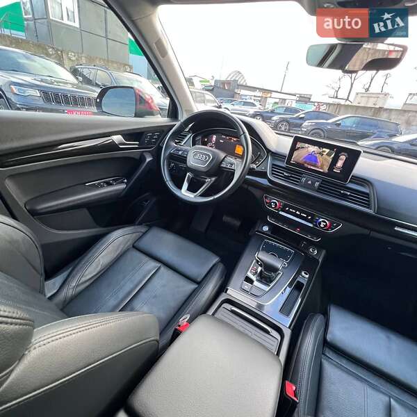 Внедорожник / Кроссовер Audi Q5 2019 в Чернигове