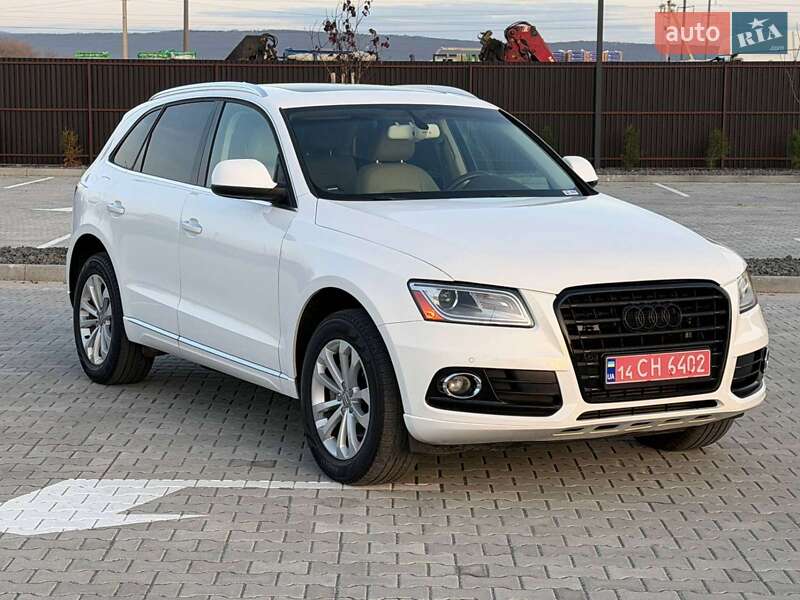 Внедорожник / Кроссовер Audi Q5 2015 в Ужгороде
