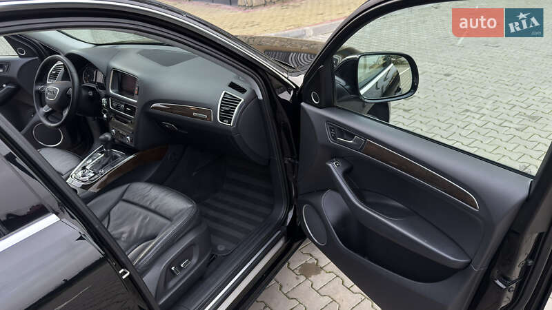 Внедорожник / Кроссовер Audi Q5 2013 в Луцке