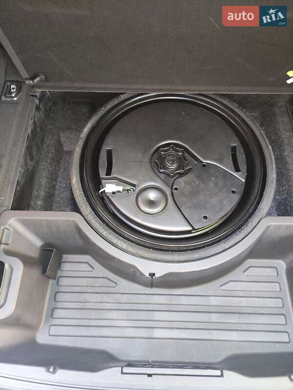 Внедорожник / Кроссовер Audi Q5 2015 в Ужгороде