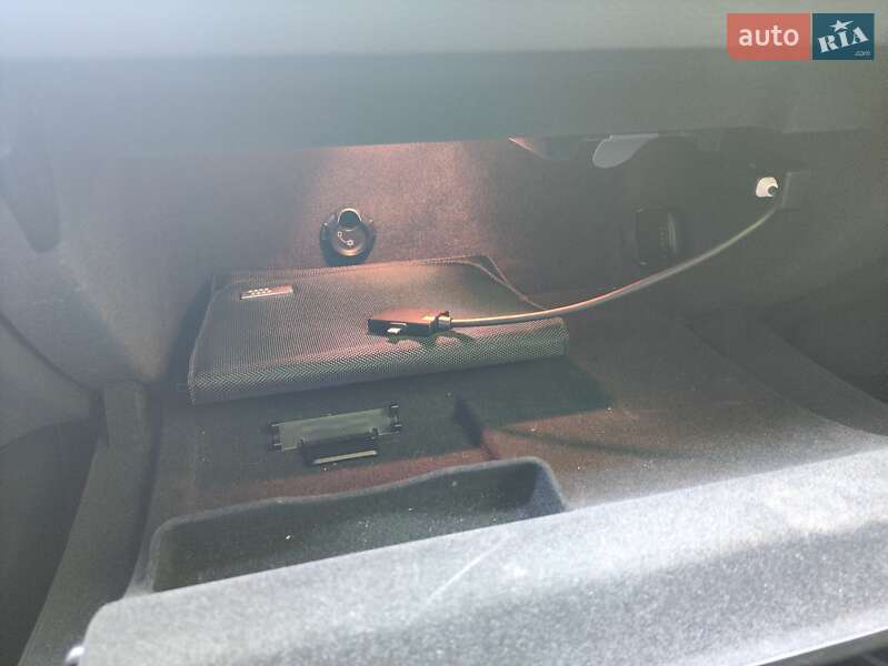 Внедорожник / Кроссовер Audi Q5 2015 в Ужгороде