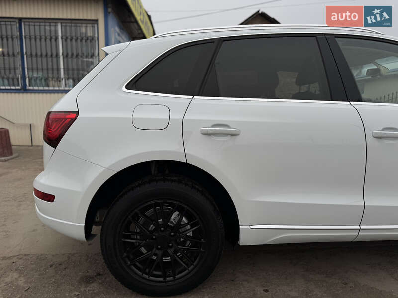 Внедорожник / Кроссовер Audi Q5 2016 в Умани