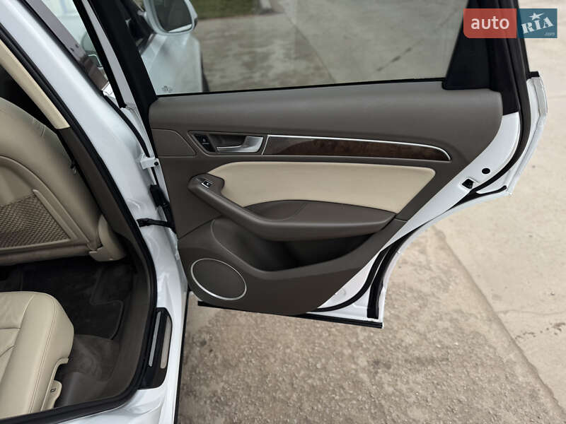 Внедорожник / Кроссовер Audi Q5 2016 в Умани