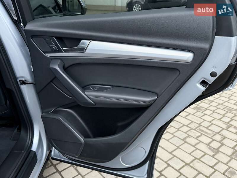 Внедорожник / Кроссовер Audi Q5 2018 в Дрогобыче