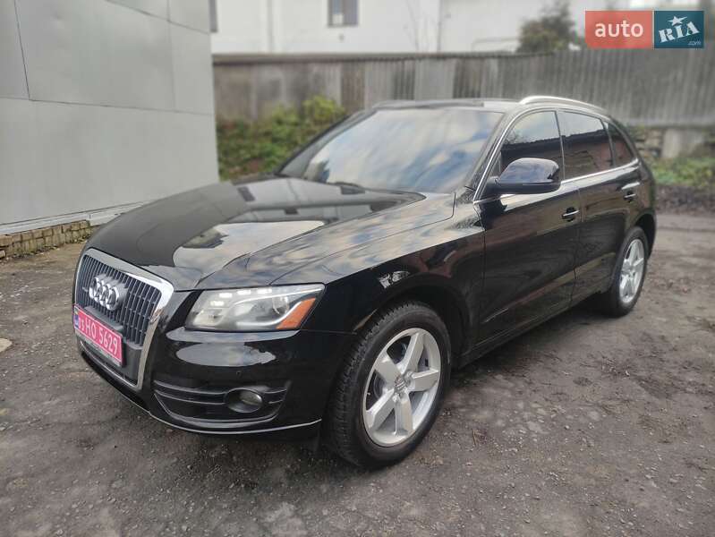 Внедорожник / Кроссовер Audi Q5 2012 в Дубно