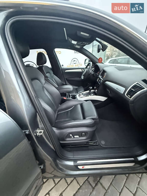 Внедорожник / Кроссовер Audi Q5 2016 в Ровно