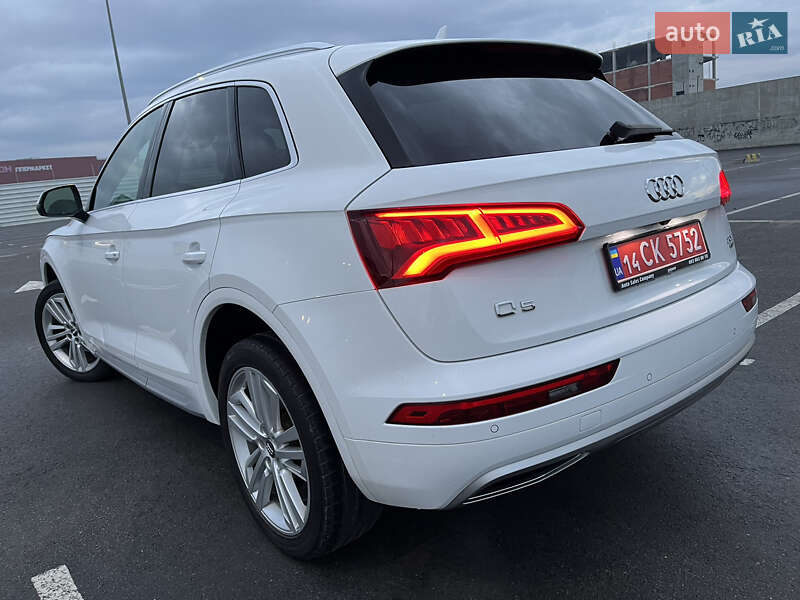 Внедорожник / Кроссовер Audi Q5 2018 в Львове