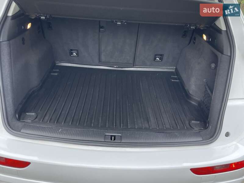 Внедорожник / Кроссовер Audi Q5 2016 в Львове