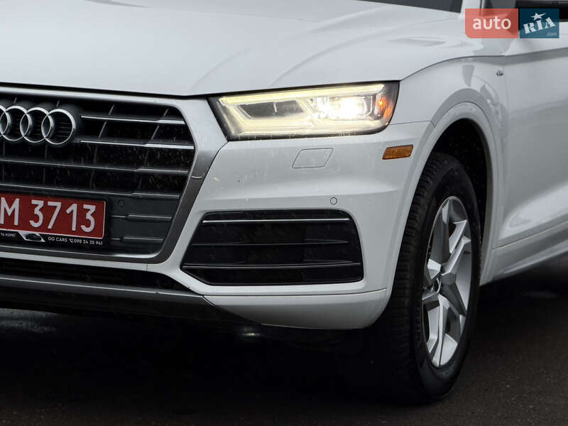 Внедорожник / Кроссовер Audi Q5 2018 в Кривом Роге