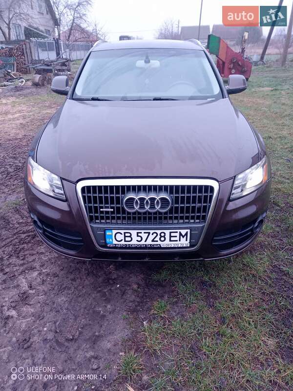 Внедорожник / Кроссовер Audi Q5 2011 в Чернигове