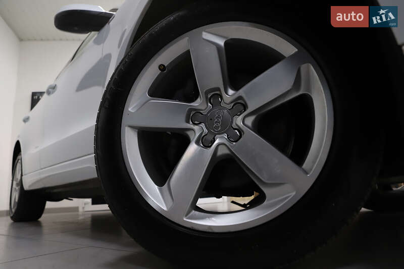 Внедорожник / Кроссовер Audi Q5 2012 в Дрогобыче