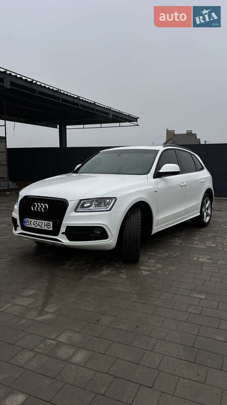 Внедорожник / Кроссовер Audi Q5 2013 в Каменец-Подольском