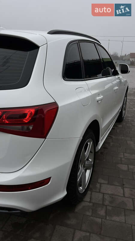 Внедорожник / Кроссовер Audi Q5 2013 в Каменец-Подольском