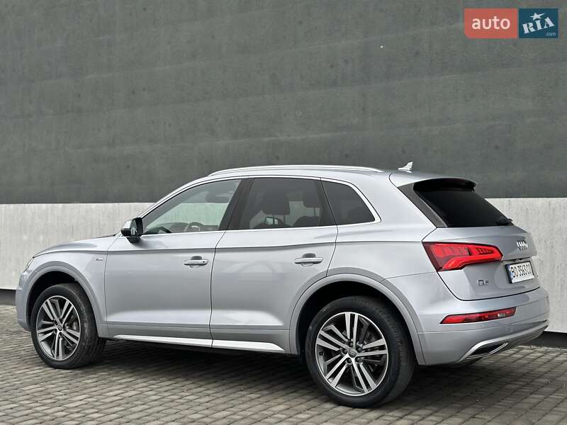 Внедорожник / Кроссовер Audi Q5 2016 в Тернополе