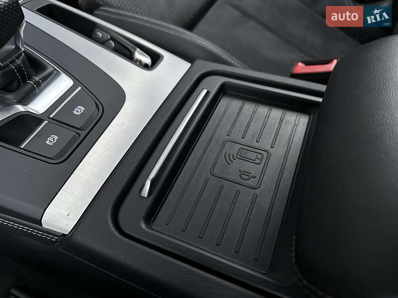 Внедорожник / Кроссовер Audi Q5 2016 в Тернополе