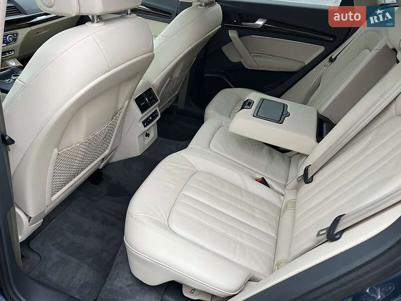 Внедорожник / Кроссовер Audi Q5 2018 в Львове фото 13 Внедорожник / Кроссовер Audi Q5 2018 в Львове