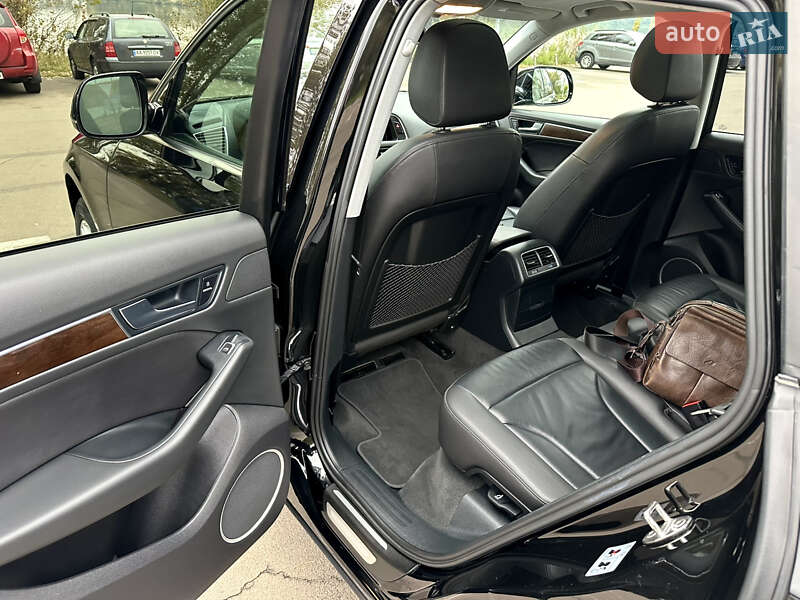 Внедорожник / Кроссовер Audi Q5 2015 в Киеве