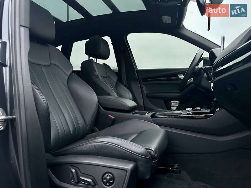 Внедорожник / Кроссовер Audi Q5 2019 в Бродах