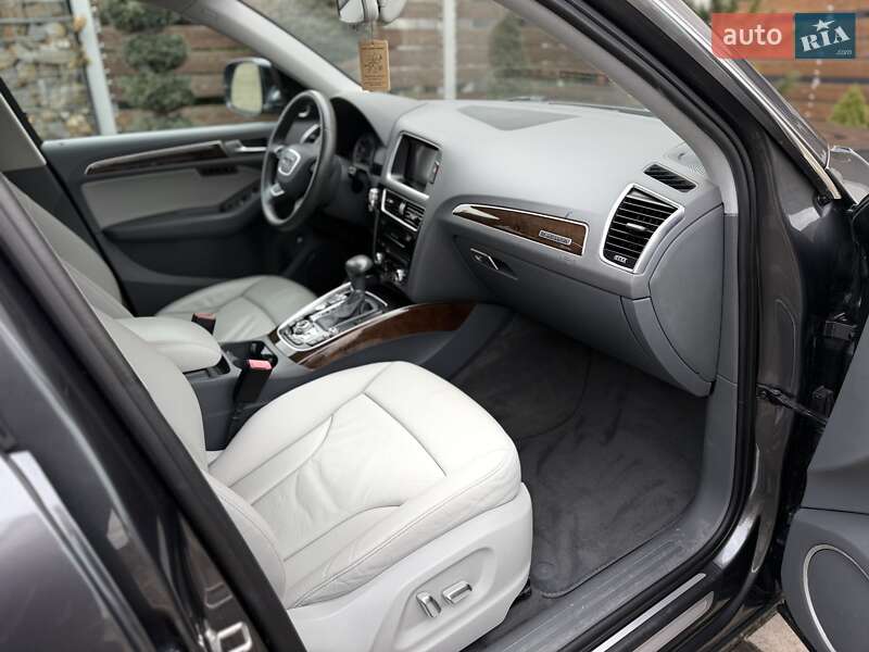 Внедорожник / Кроссовер Audi Q5 2016 в Стрые