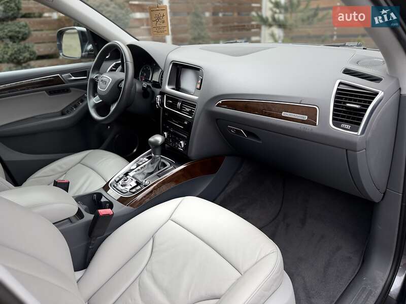 Внедорожник / Кроссовер Audi Q5 2016 в Стрые