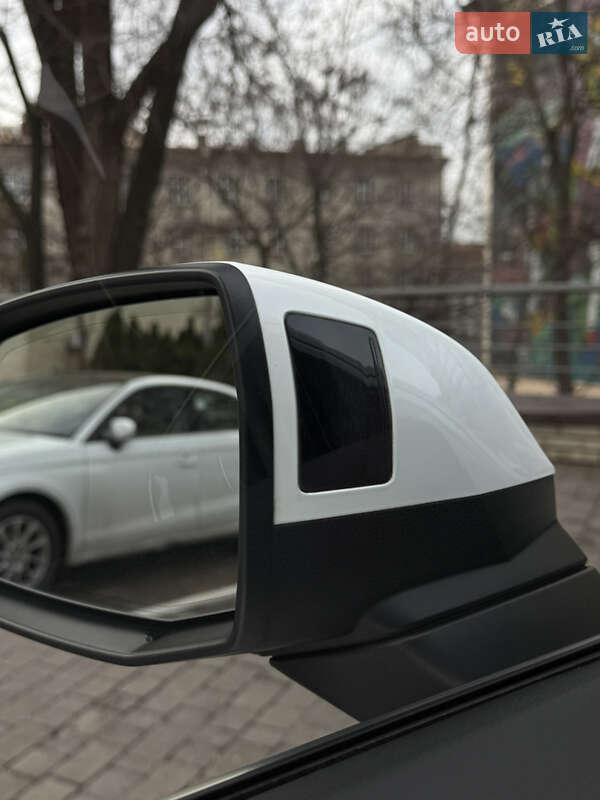 Внедорожник / Кроссовер Audi Q5 2022 в Киеве