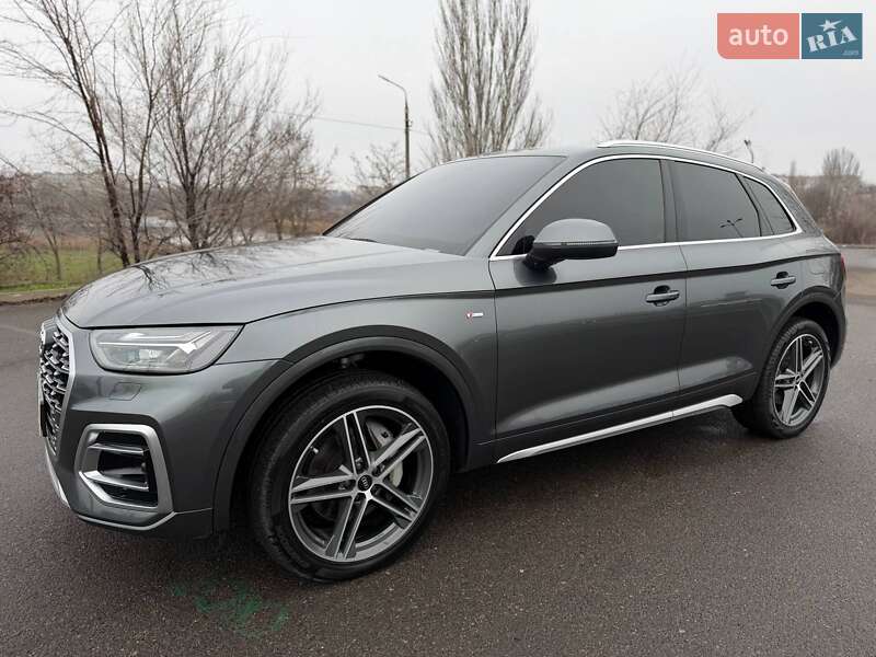 Внедорожник / Кроссовер Audi Q5 2021 в Кривом Роге