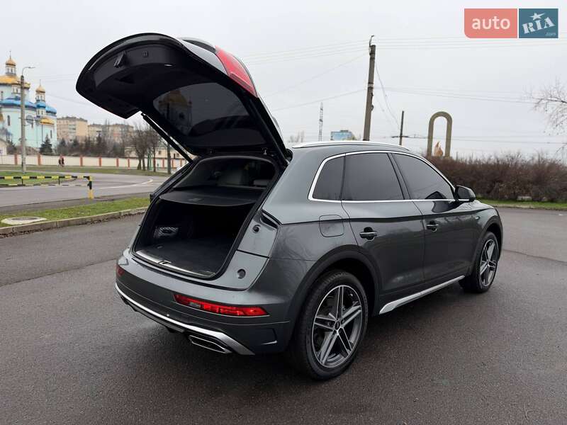 Внедорожник / Кроссовер Audi Q5 2021 в Кривом Роге
