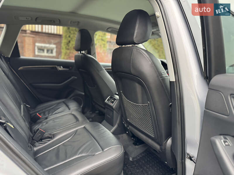 Внедорожник / Кроссовер Audi Q5 2016 в Ровно