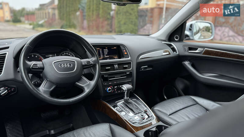 Внедорожник / Кроссовер Audi Q5 2016 в Ровно