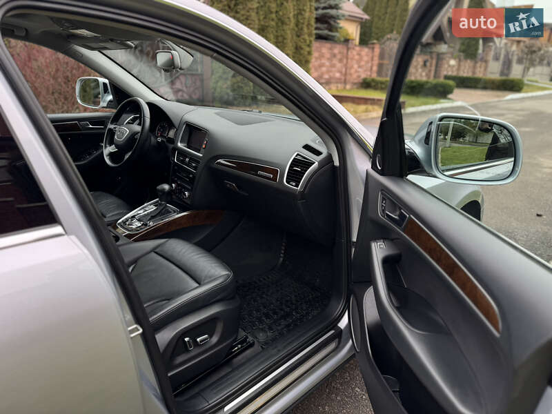 Внедорожник / Кроссовер Audi Q5 2016 в Ровно