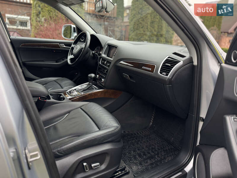 Внедорожник / Кроссовер Audi Q5 2016 в Ровно