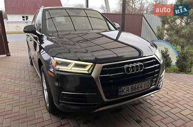 Позашляховик / Кросовер Audi Q5 2017 в Києві