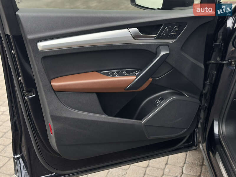 Внедорожник / Кроссовер Audi Q5 2020 в Ровно