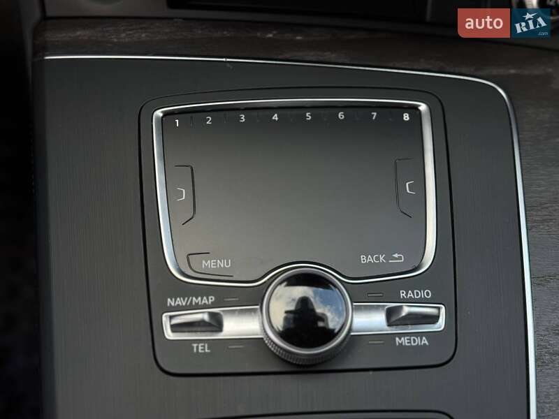 Внедорожник / Кроссовер Audi Q5 2018 в Ровно