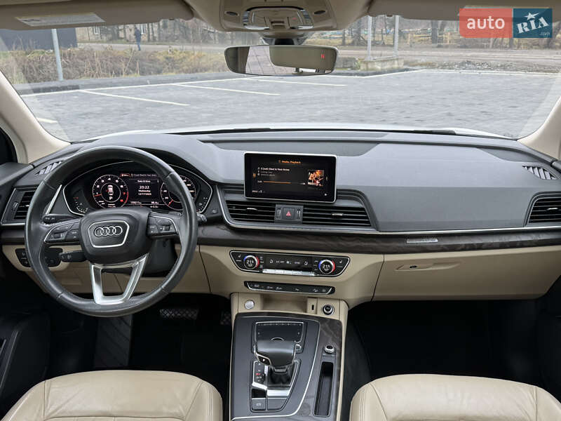 Позашляховик / Кросовер Audi Q5 2018 в Самборі