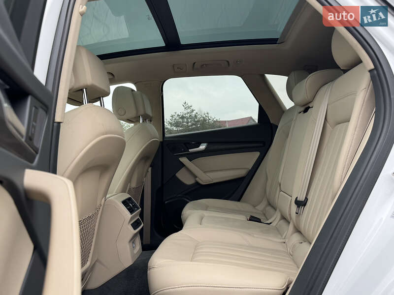 Позашляховик / Кросовер Audi Q5 2018 в Самборі