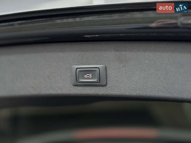 Внедорожник / Кроссовер Audi Q5 2016 в Киеве