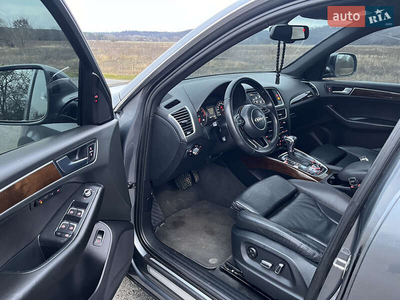 Внедорожник / Кроссовер Audi Q5 2015 в Полтаве