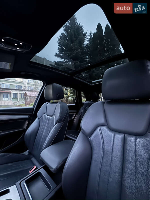 Внедорожник / Кроссовер Audi Q5 2019 в Ровно