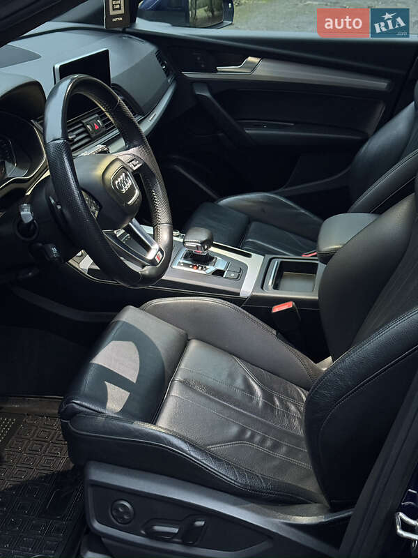 Внедорожник / Кроссовер Audi Q5 2019 в Ровно