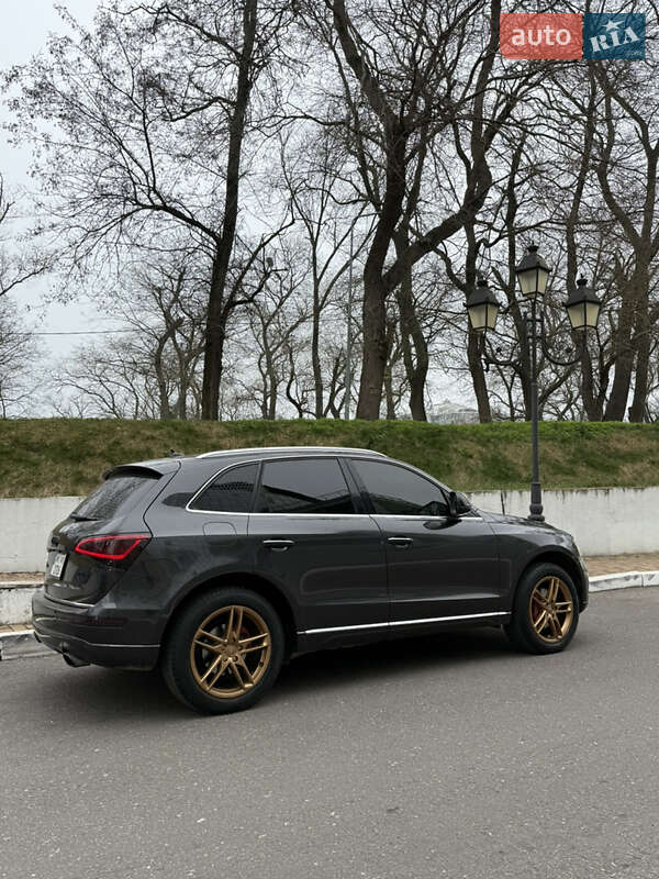 Внедорожник / Кроссовер Audi Q5 2014 в Одессе