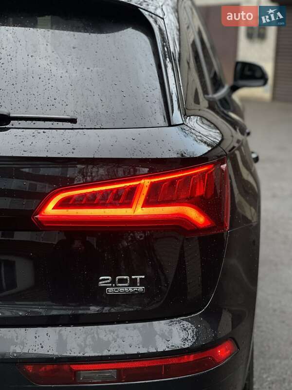 Позашляховик / Кросовер Audi Q5 2018 в Харкові